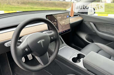Внедорожник / Кроссовер Tesla Model Y 2022 в 
