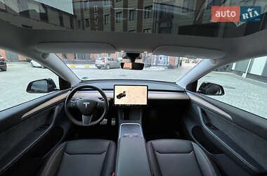 Внедорожник / Кроссовер Tesla Model Y 2022 в 
