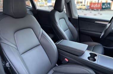 Внедорожник / Кроссовер Tesla Model Y 2022 в 