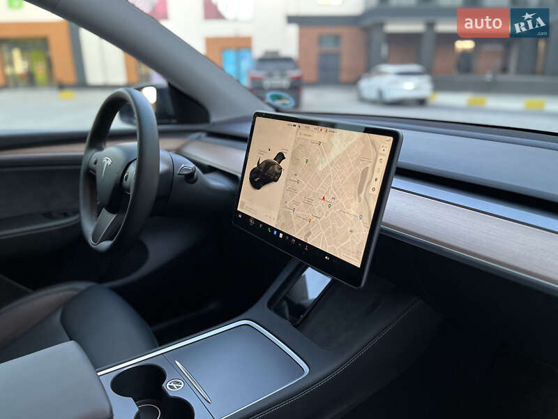 Позашляховик / Кросовер Tesla Model Y 2022 в Івано-Франківську
