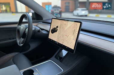 Внедорожник / Кроссовер Tesla Model Y 2022 в 