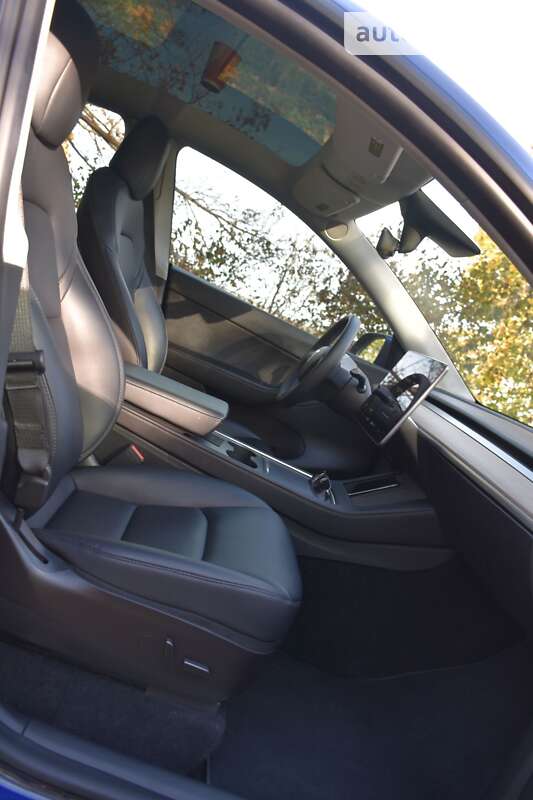 Внедорожник / Кроссовер Tesla Model Y 2021 в Львове фото 31 Внедорожник / Кроссовер Tesla Model Y 2021 в Львове