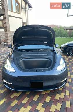 Внедорожник / Кроссовер Tesla Model Y 2022 в Днепре