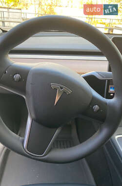 Внедорожник / Кроссовер Tesla Model Y 2022 в 