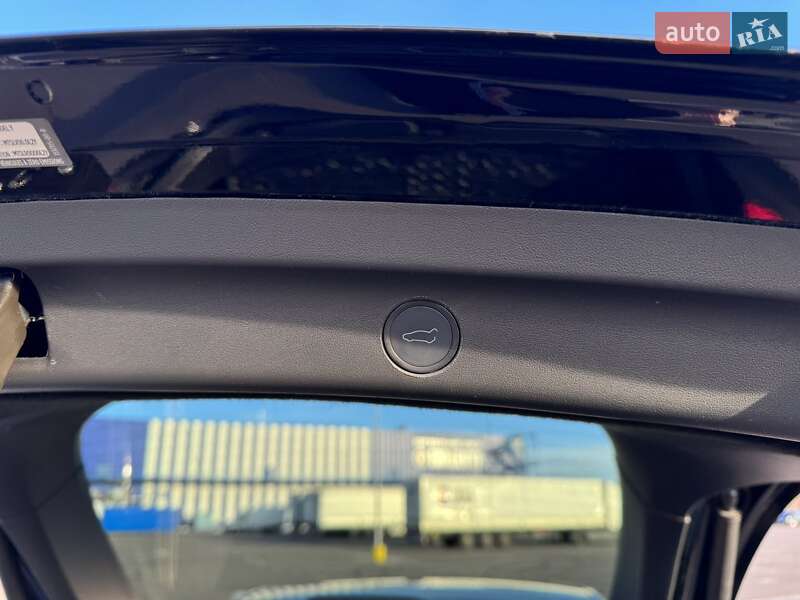 Внедорожник / Кроссовер Tesla Model Y 2020 в Ровно