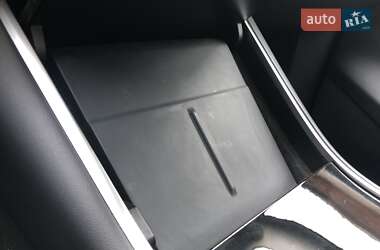 Внедорожник / Кроссовер Tesla Model Y 2021 в 