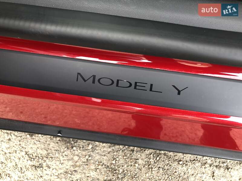 Внедорожник / Кроссовер Tesla Model Y 2021 в Белой Церкви