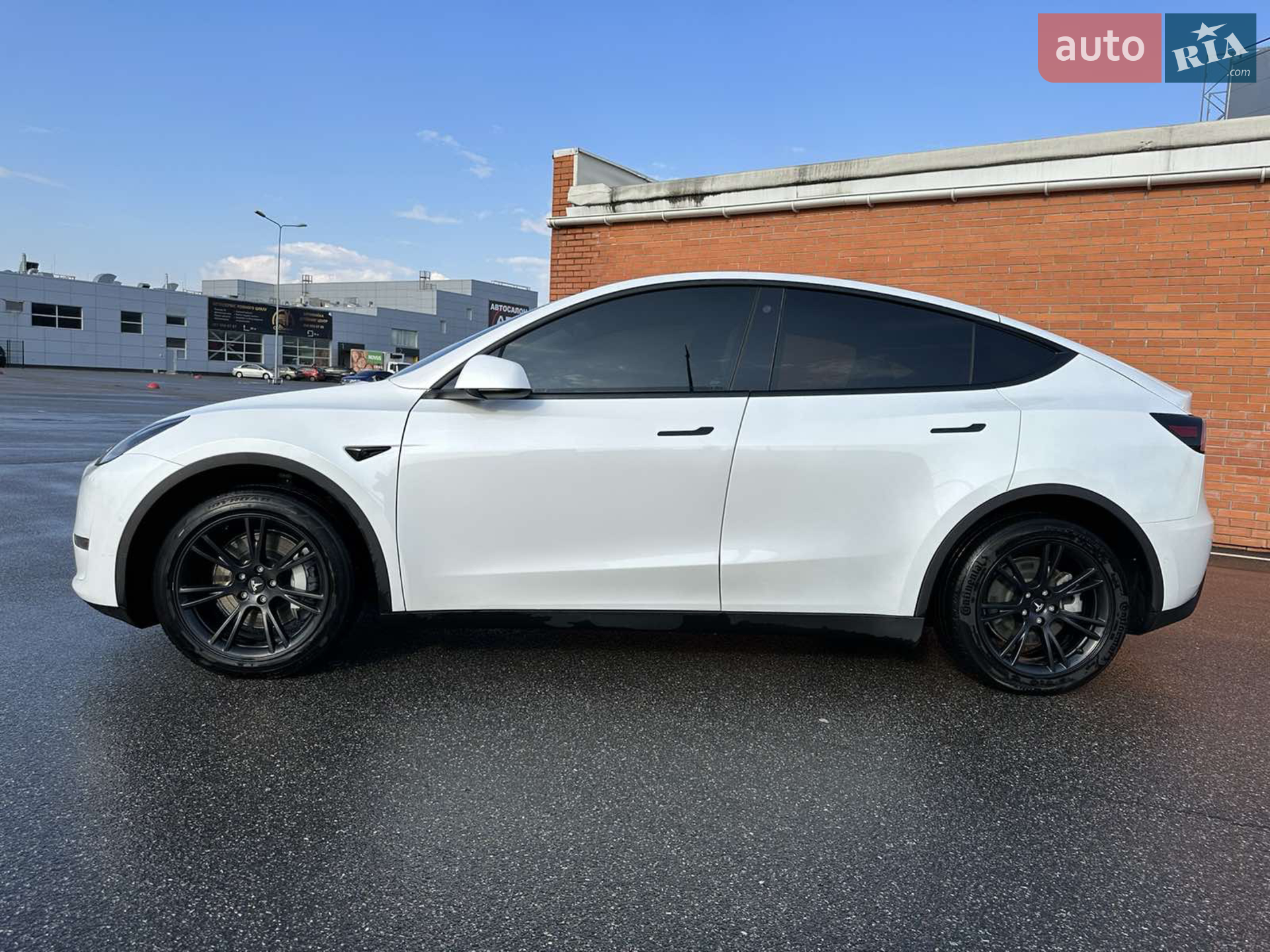 2020 Tesla Model Y - мініатюра 2
