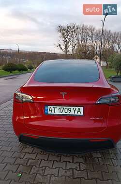 Внедорожник / Кроссовер Tesla Model Y 2021 в 