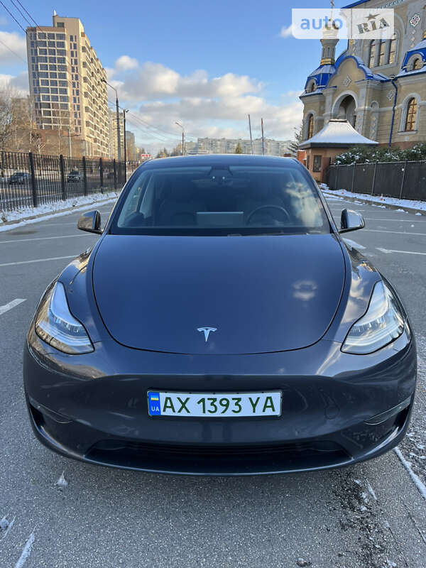 Позашляховик / Кросовер Tesla Model Y 2020 в Харкові