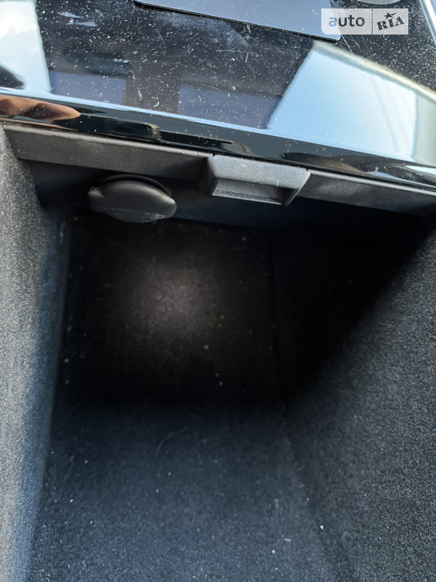2020 Tesla Model Y - мініатюра 34
