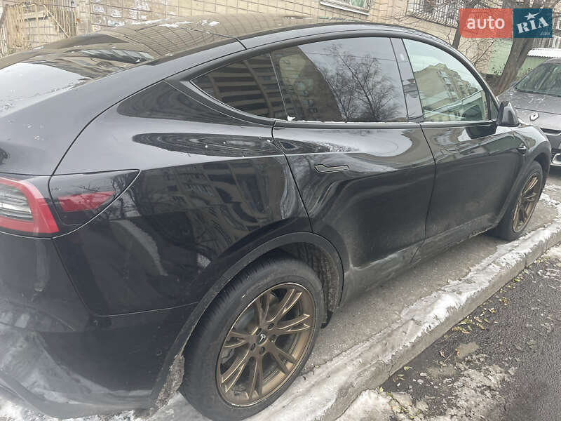 Внедорожник / Кроссовер Tesla Model Y 2022 в Киеве фото 4 Внедорожник / Кроссовер Tesla Model Y 2022 в Киеве