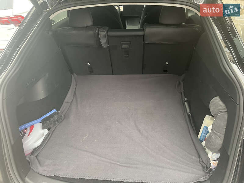 Внедорожник / Кроссовер Tesla Model Y 2022 в Киеве фото 9 Внедорожник / Кроссовер Tesla Model Y 2022 в Киеве