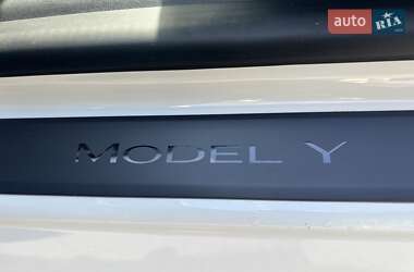 Внедорожник / Кроссовер Tesla Model Y 2021 в Ивано-Франковске