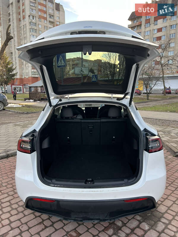 Внедорожник / Кроссовер Tesla Model Y 2022 в Львове