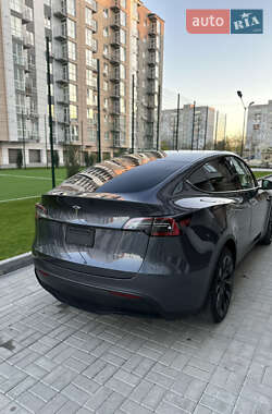 Внедорожник / Кроссовер Tesla Model Y 2021 в Киеве