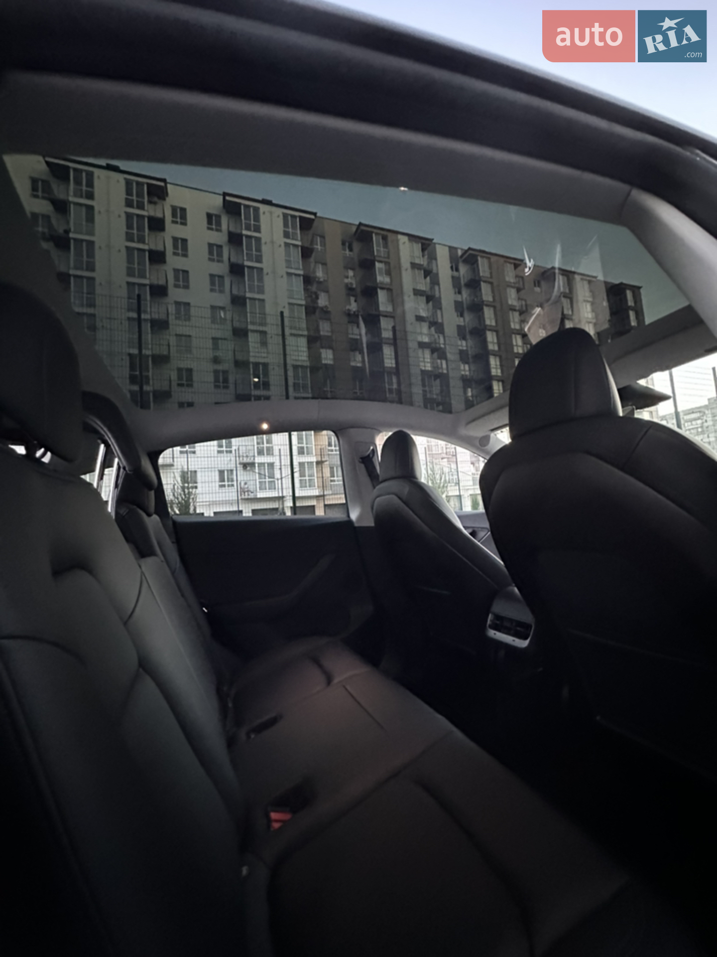 2021 Tesla Model Y - мініатюра 28