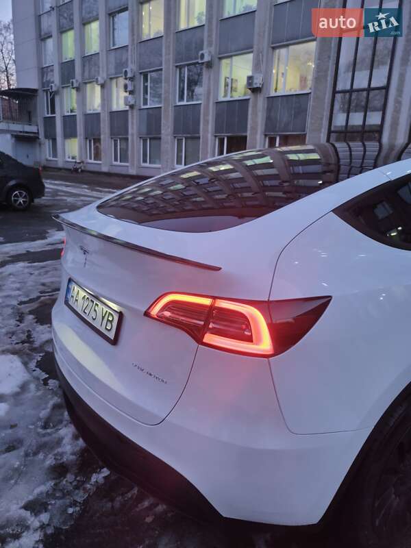 Внедорожник / Кроссовер Tesla Model Y 2022 в Чернигове