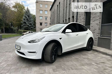Позашляховик / Кросовер Tesla Model Y 2022 в Дніпрі