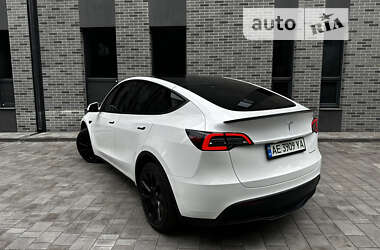 Позашляховик / Кросовер Tesla Model Y 2022 в Дніпрі