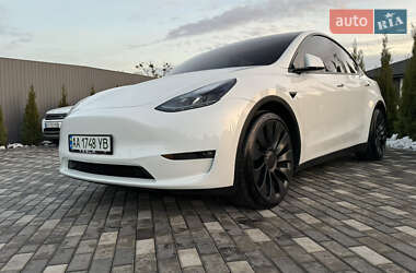 Внедорожник / Кроссовер Tesla Model Y 2022 в Киеве
