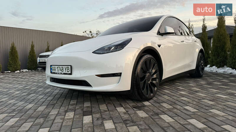 Позашляховик / Кросовер Tesla Model Y 2022 в Києві