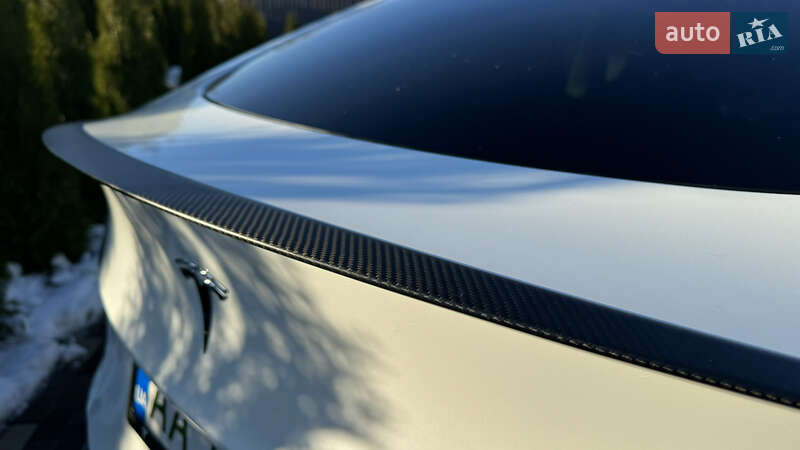 Позашляховик / Кросовер Tesla Model Y 2022 в Києві