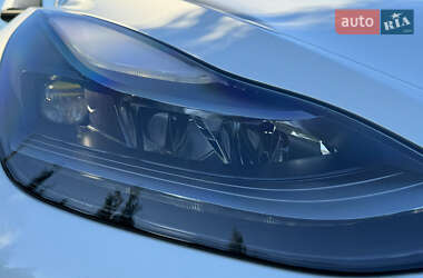Внедорожник / Кроссовер Tesla Model Y 2022 в Киеве