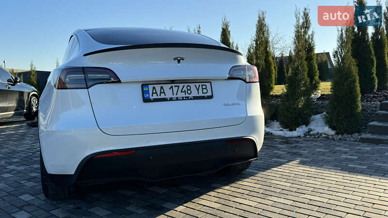 Позашляховик / Кросовер Tesla Model Y 2022 в Києві