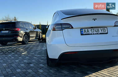 Внедорожник / Кроссовер Tesla Model Y 2022 в Киеве