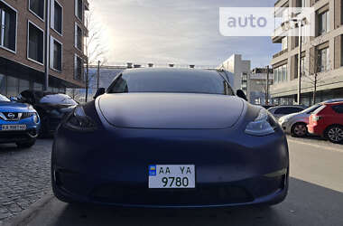 Внедорожник / Кроссовер Tesla Model Y 2020 в Киеве