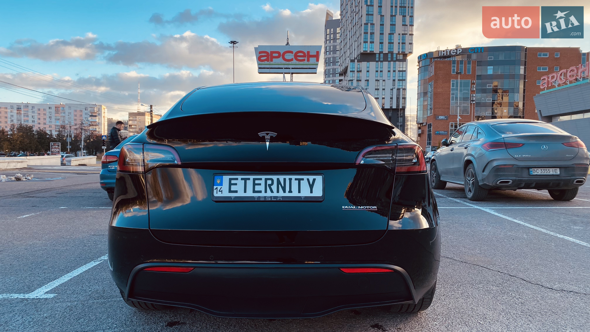 2022 Tesla Model Y - мініатюра 4