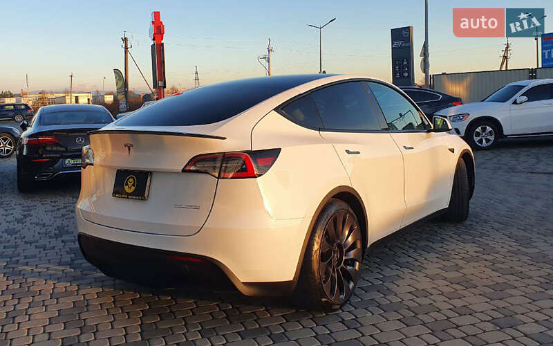 Внедорожник / Кроссовер Tesla Model Y 2021 в Мукачево