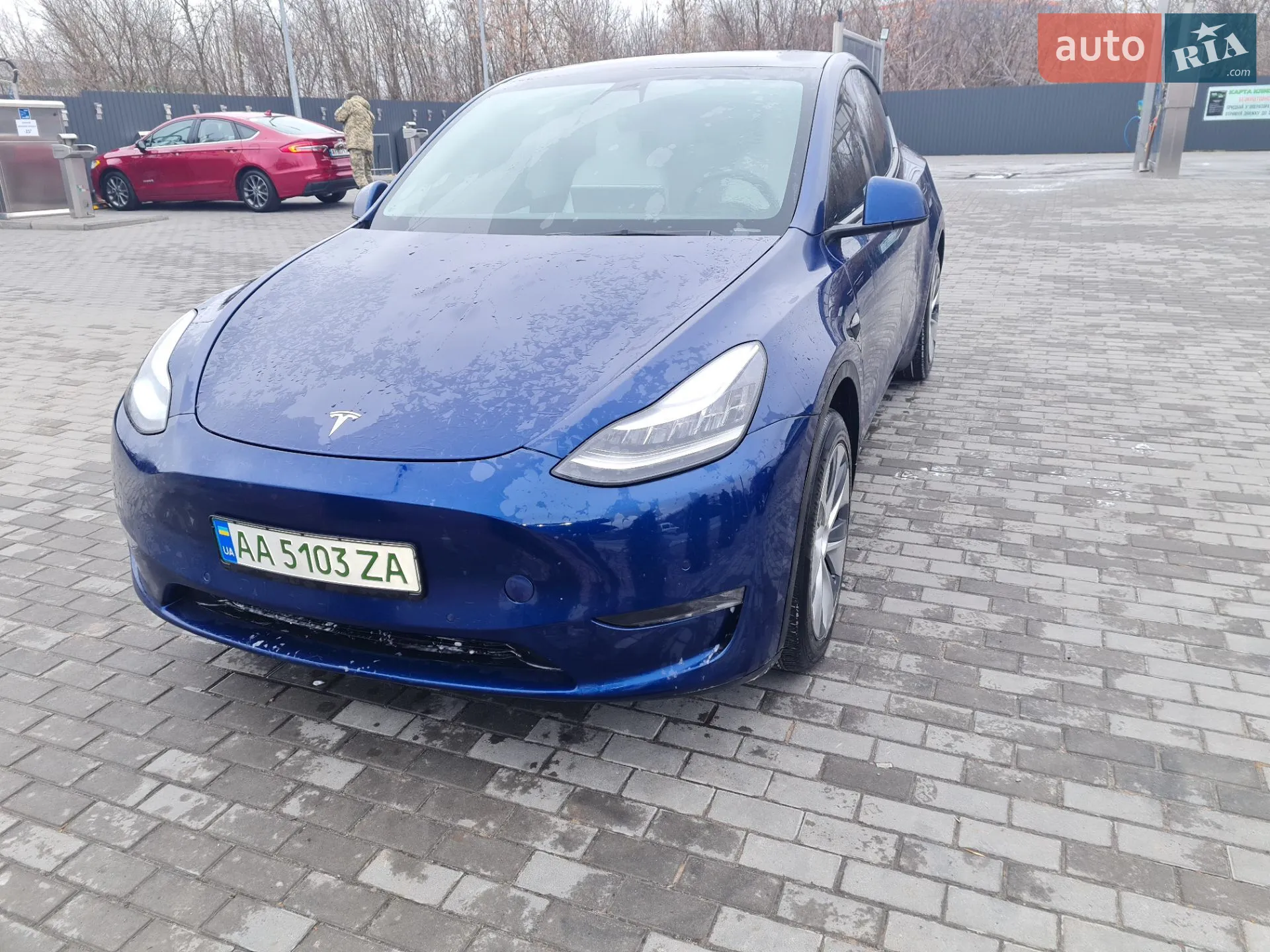 2021 Tesla Model Y - мініатюра 8