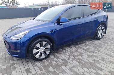 Внедорожник / Кроссовер Tesla Model Y 2021 в 