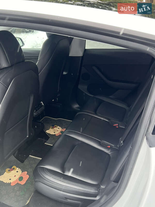 Позашляховик / Кросовер Tesla Model Y 2021 в Львові