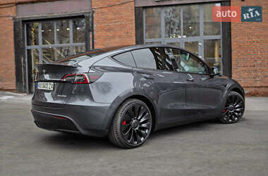 Внедорожник / Кроссовер Tesla Model Y 2023 в 