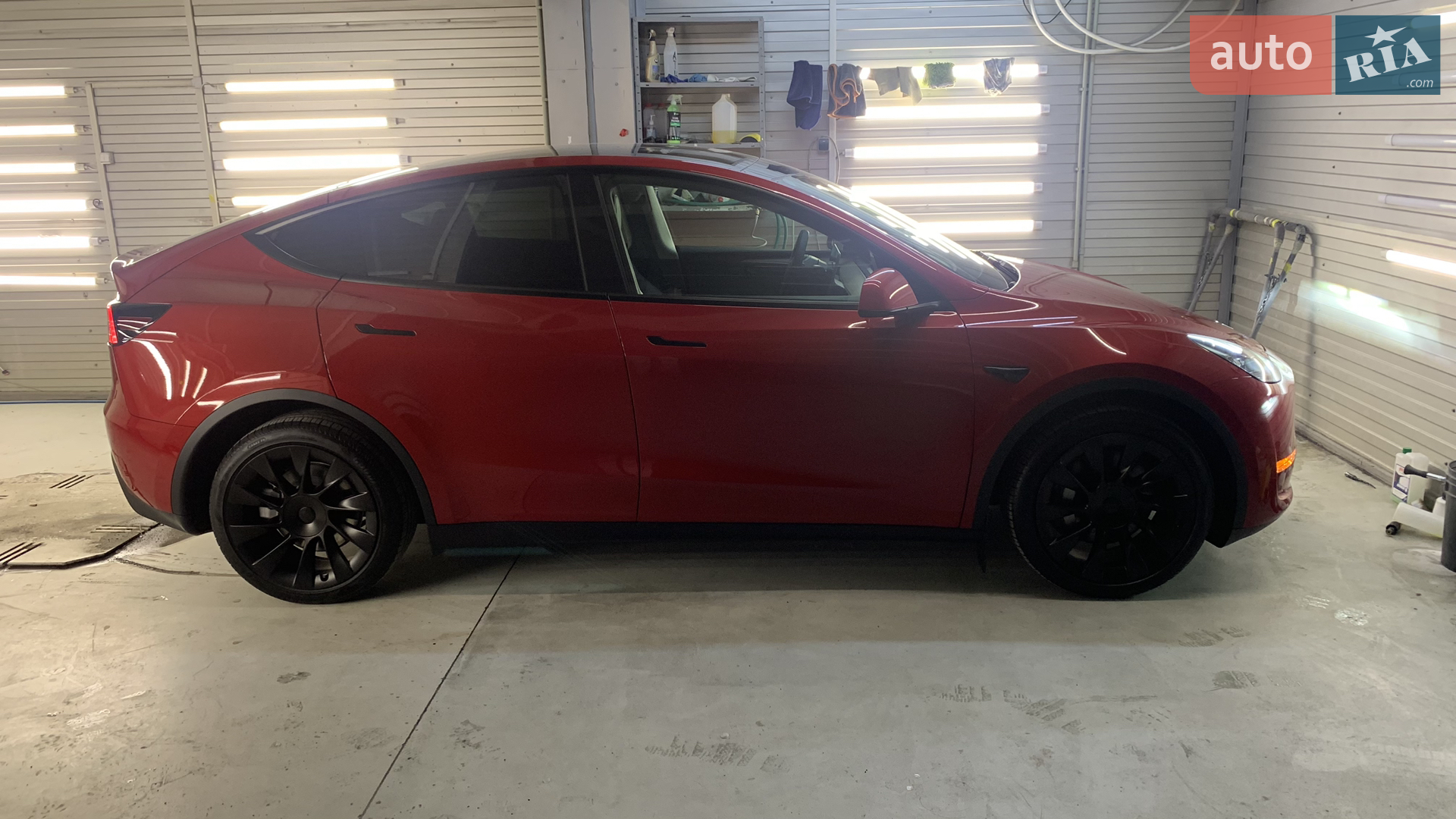 2023 Tesla Model Y - мініатюра 32