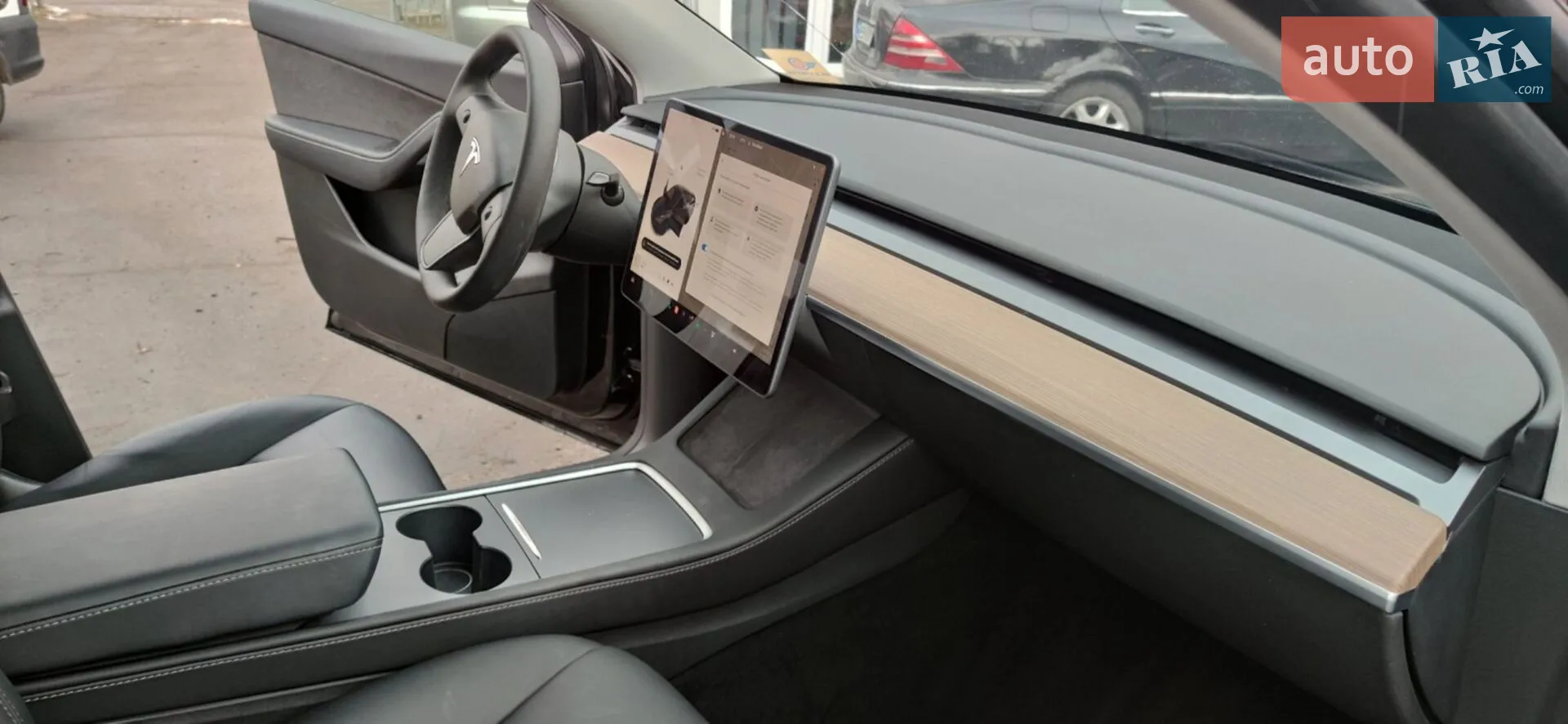 2022 Tesla Model Y - мініатюра 5
