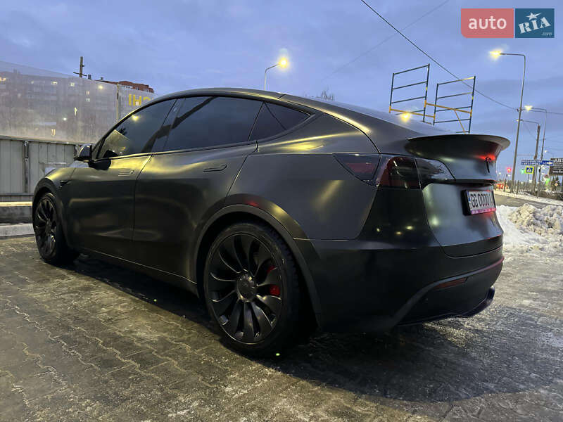 Позашляховик / Кросовер Tesla Model Y 2020 в Тернополі