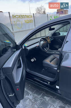 Внедорожник / Кроссовер Tesla Model Y 2020 в 