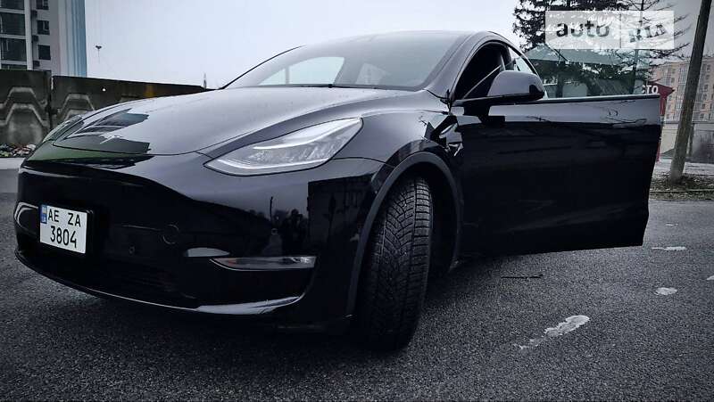 Внедорожник / Кроссовер Tesla Model Y 2022 в Днепре