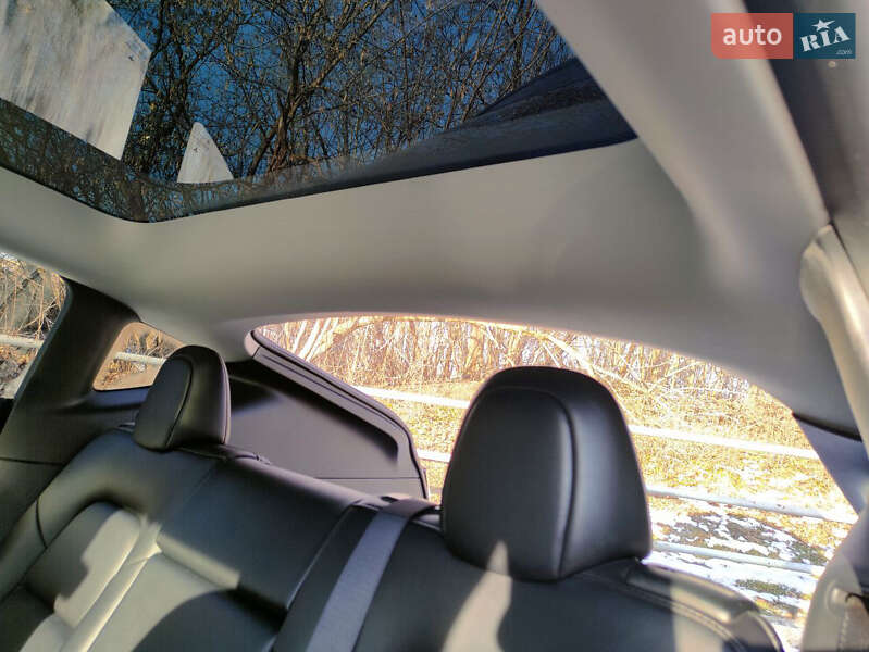 Внедорожник / Кроссовер Tesla Model Y 2020 в Харькове