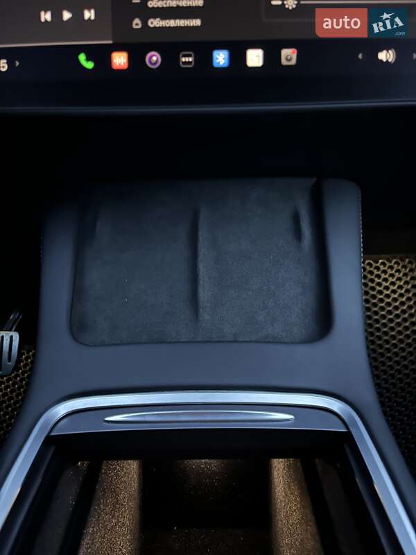 Внедорожник / Кроссовер Tesla Model Y 2023 в Ровно