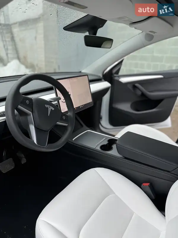 Внедорожник / Кроссовер Tesla Model Y 2022 в 