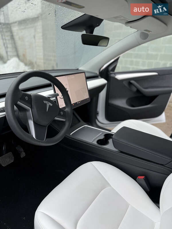 Позашляховик / Кросовер Tesla Model Y 2022 в Білій Церкві
