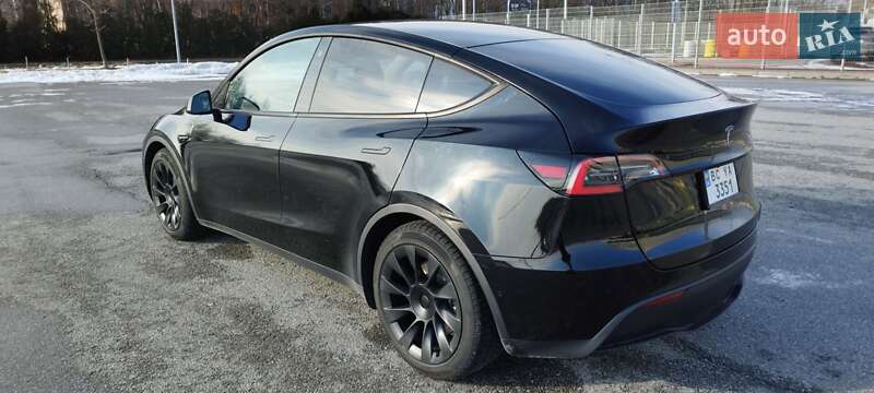 Внедорожник / Кроссовер Tesla Model Y 2020 в Киеве фото 18 Внедорожник / Кроссовер Tesla Model Y 2020 в Киеве