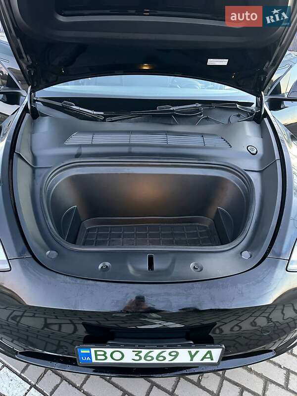 Внедорожник / Кроссовер Tesla Model Y 2021 в Тернополе фото 10 Внедорожник / Кроссовер Tesla Model Y 2021 в Тернополе