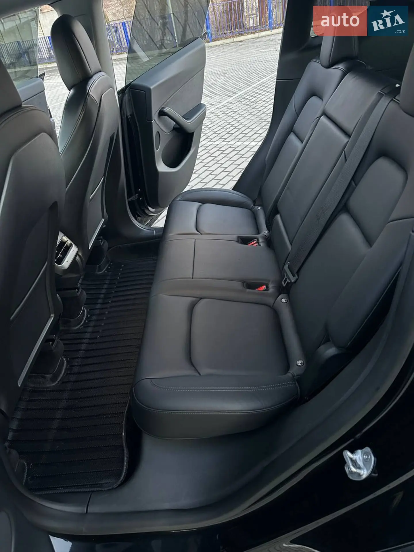 2021 Tesla Model Y - мініатюра 15