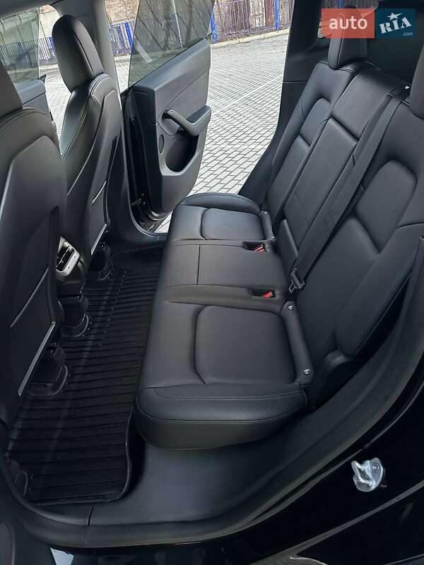 Внедорожник / Кроссовер Tesla Model Y 2021 в Тернополе фото 15 Внедорожник / Кроссовер Tesla Model Y 2021 в Тернополе